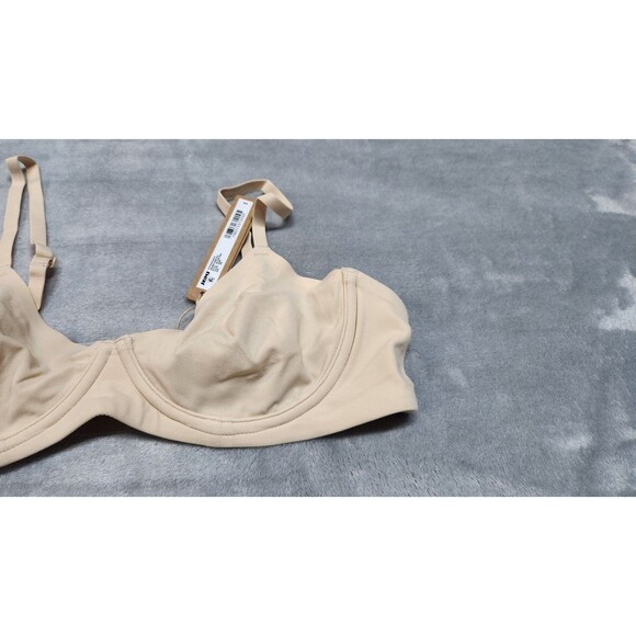 Skims 36B Sand Beige Fits Everybody Unlined Demi Bra BA-DEM-9220 NWT - Picture 2 of 7